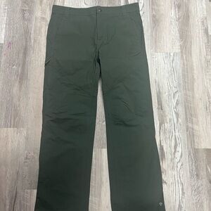 Columbia Men's Green Pants